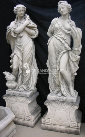 Statue in pietra scolpite a mano