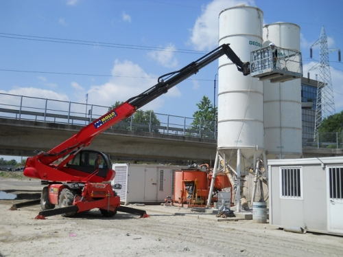 noleggio sollevatori telescopici