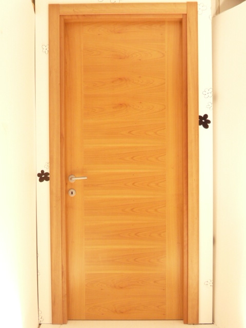 PORTA IN LEGNO CILIEGIO