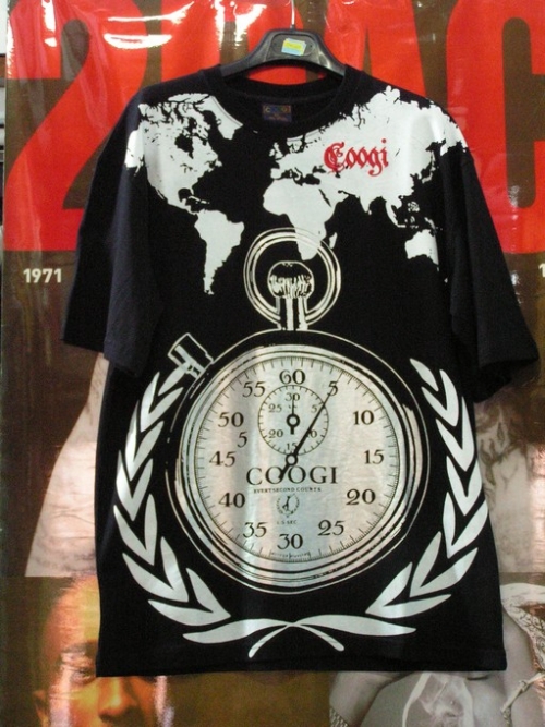 t-shirt hip-hop