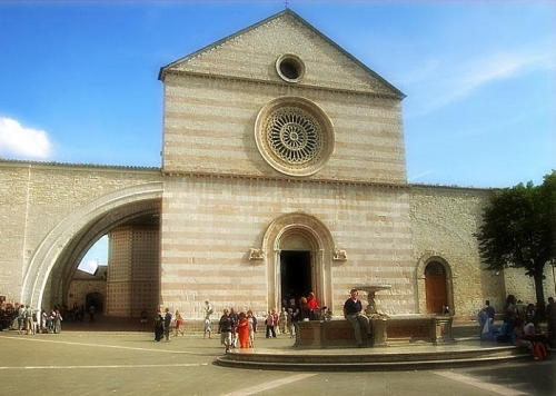 Basilica di Santa Chiara ad Assisi