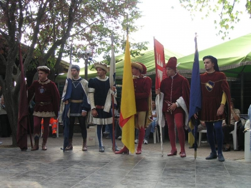 Quartieri e Castelli