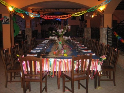 addio nubilato stile hawaiano