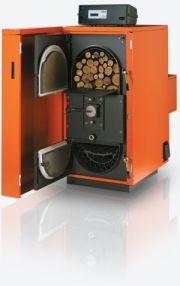 Caldaie a legna,pellet, legna-pellet,con possibilità di abbinamento con caldaie murali e pannelli solari termici